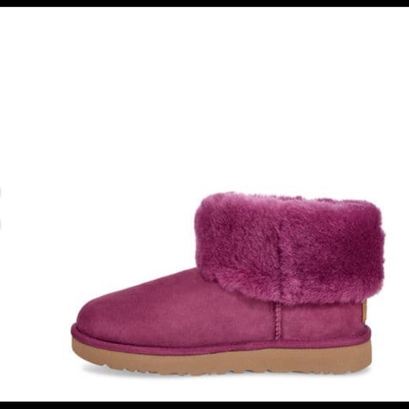 UGG Classic Mini Flap NEW 8 - Picture 2 of 7